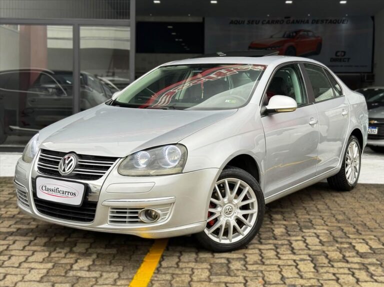 Volkswagen Jetta – 2.5 I 20V 150CV GASOLINA 4P TIPTRONIC